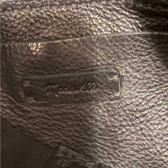 Madewell Piazza Crossbody Bag in Soft Black Leather - Picture 4 of 10